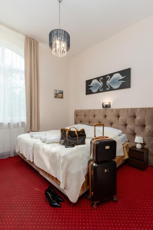 Modlin Palace photo 2