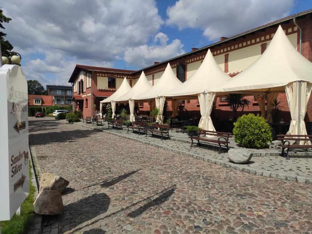 Hotel Sandro Silver & Spichlerz Antoniny — photo 1
