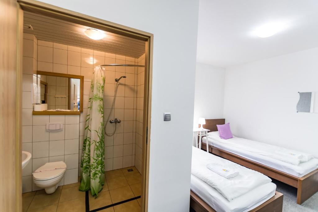 Hotel Zajazdu w Ostrzeszowie photo 2