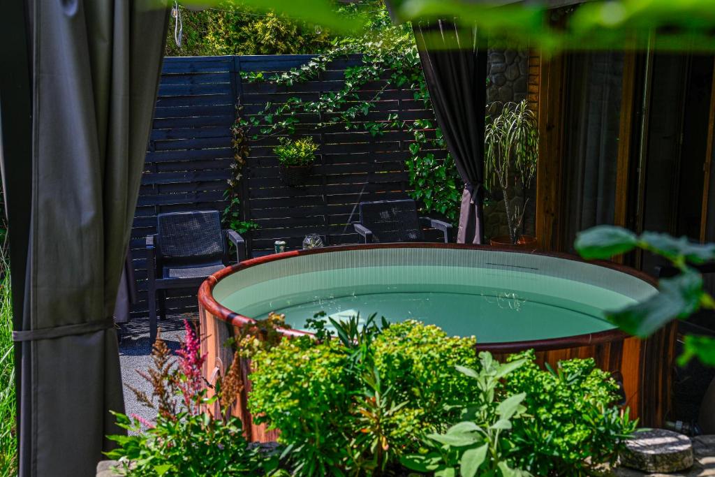 STRÓŻÓWKA SKI&SPA Domek nad rzeką z ogrodem i jacuzzi photo 3