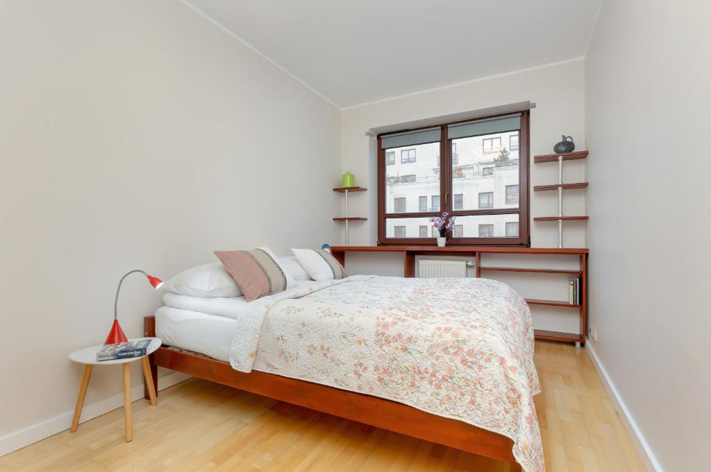 Spacious Apartment Near the Vistula River by Noclegi Renters photo 3