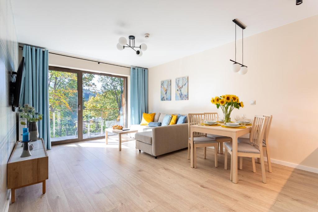 Stone Hill C38 Apart Invest- z dostępem do basenu — photo 1