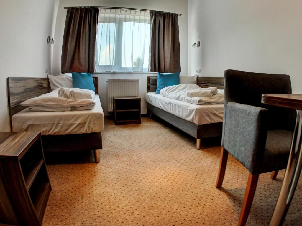 Hotel Serby photo 2