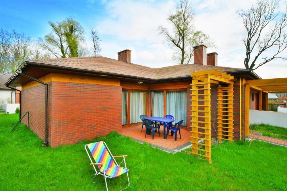 Spacious holiday home with private garden photo 2