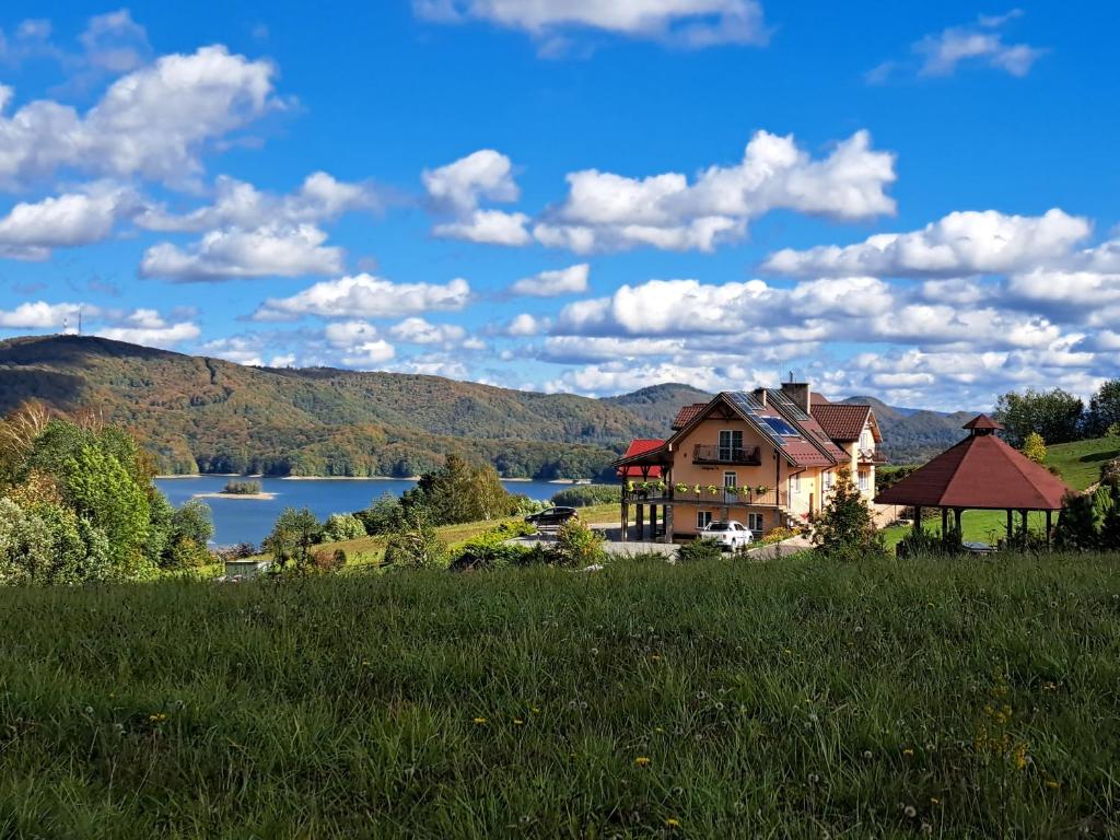 Willa Diana- z panoramą jeziora i gór w Polańczyku photo 2