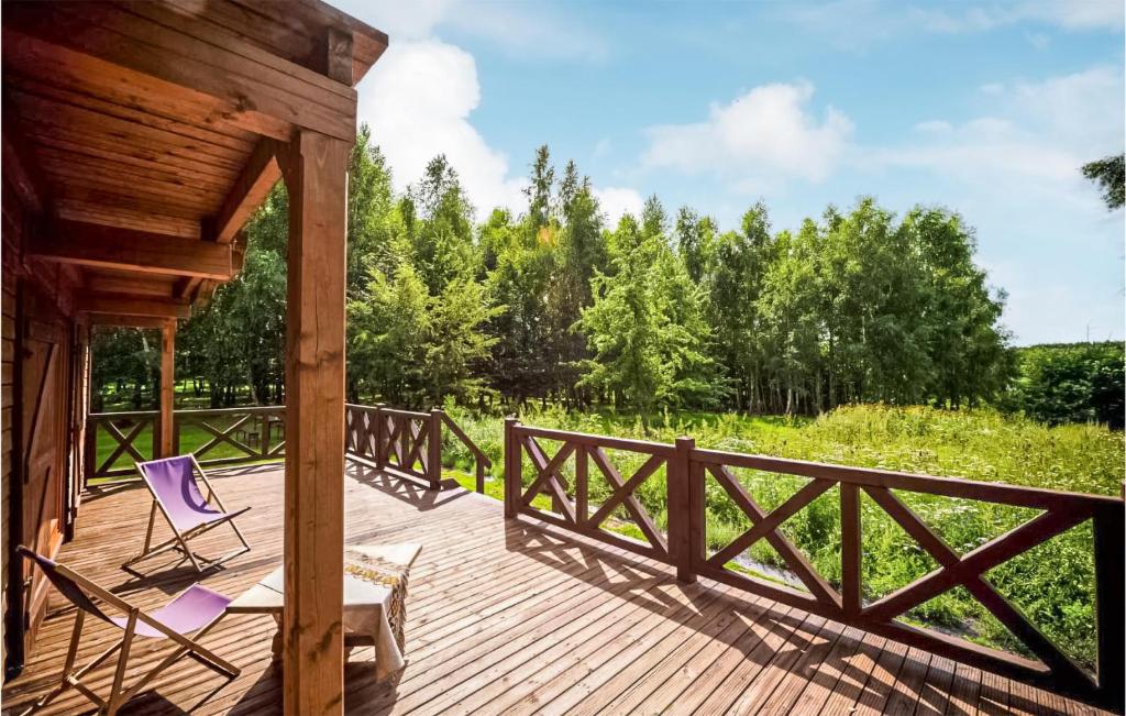 1 Bedroom Lovely Apartment In Klecino photo 2