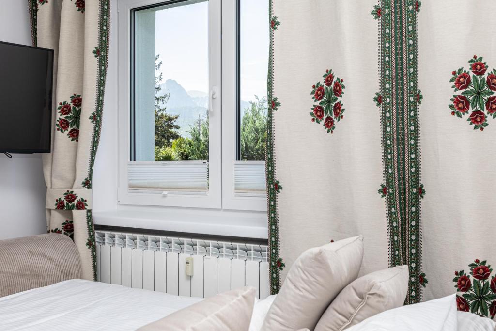Tatry Mountain Apartment by BookingHost photo 2
