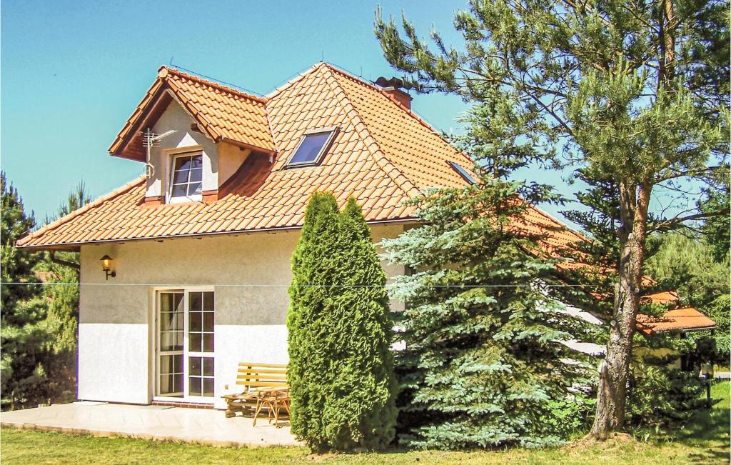 Three-Bedroom Holiday Home In Szteklin — photo 1