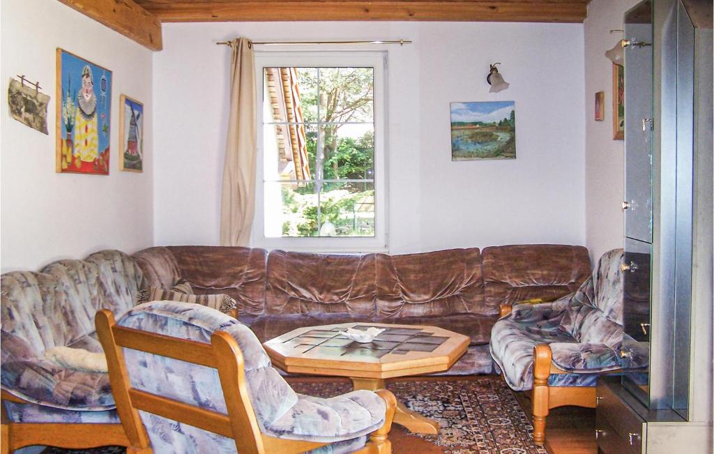 Three-Bedroom Holiday Home In Szteklin photo 2
