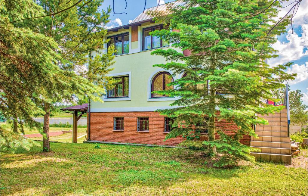 7 Bedroom Lovely Home In Pasym photo 3