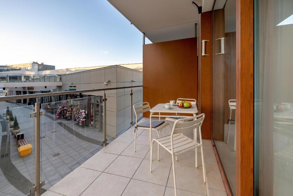 Flamingo Studio z balkonem blisko plaży Międzyzdroje SeaView by Rent like home photo 2