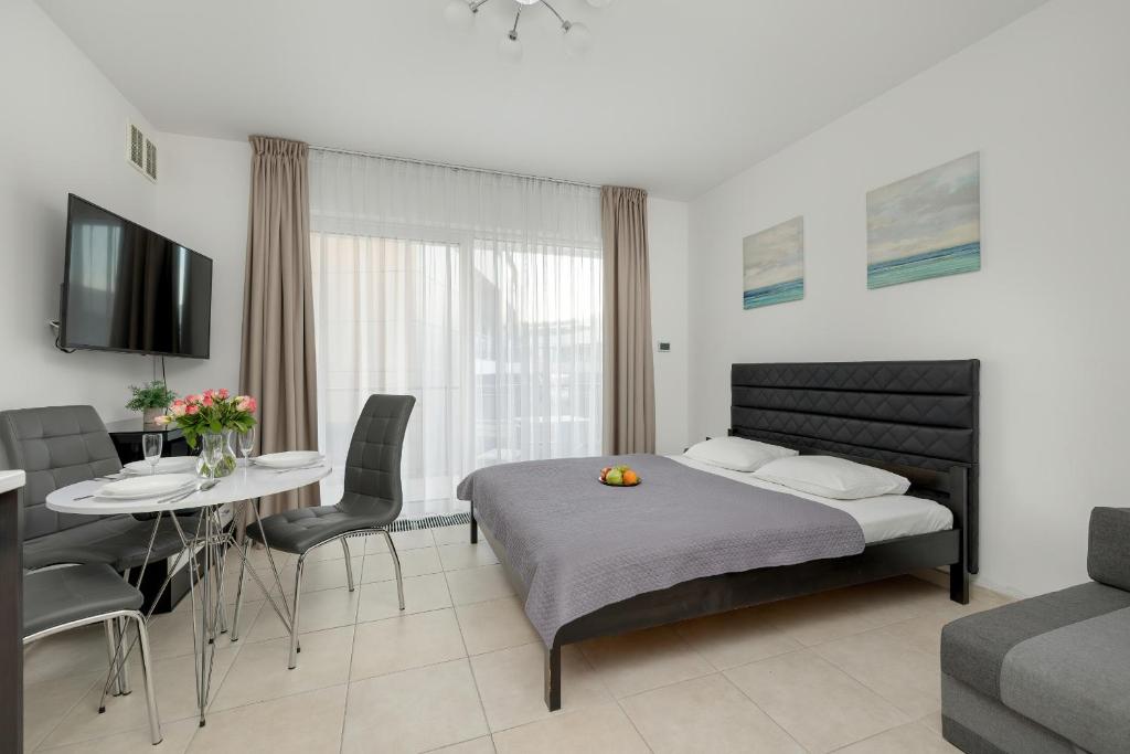 Flamingo Studio z balkonem blisko plaży Międzyzdroje SeaView by Rent like home photo 3