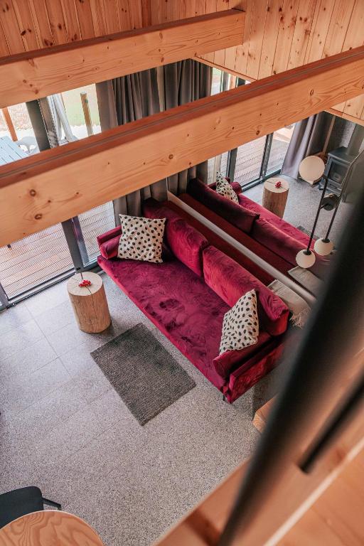 WymarzONE domki- z prywatnymi jacuzzi i kominkiem photo 2