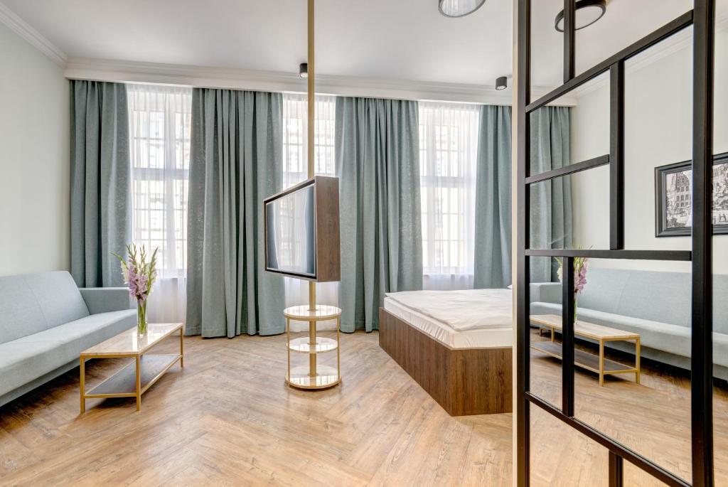The Heart of Old Town Gdańsk Apartments by Renters Prestige photo 2