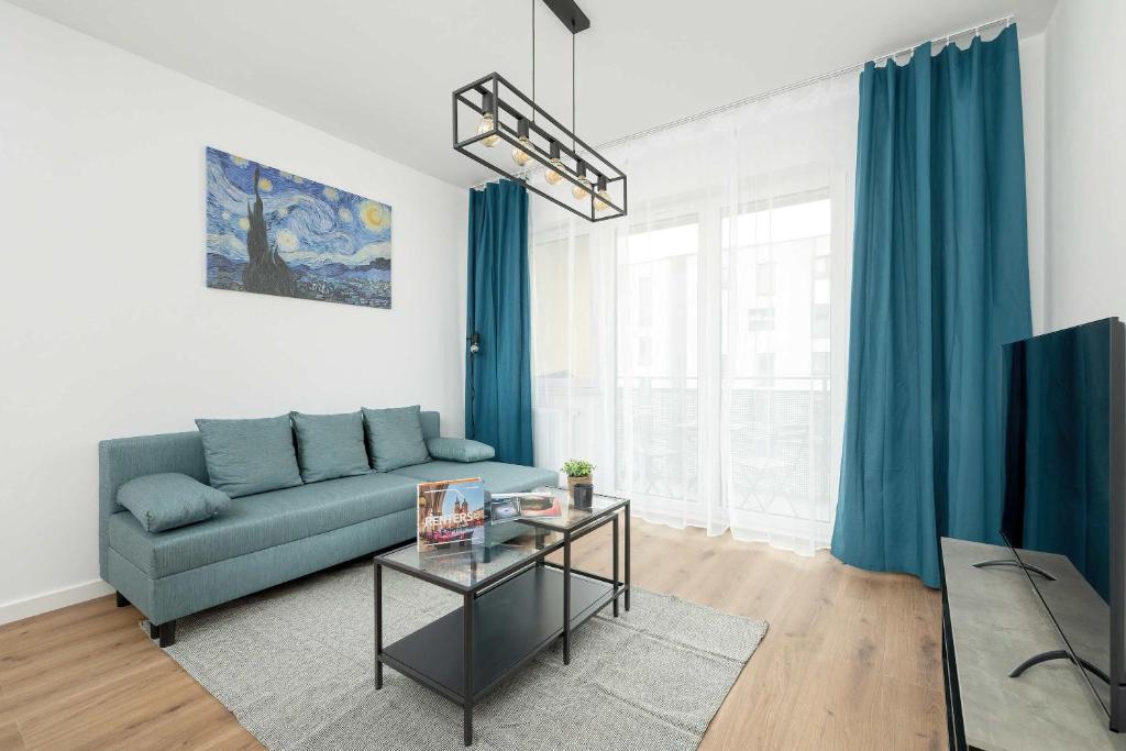 Stylish Apartment near the Bonarka Shopping Center in Cracow by Noclegi Renters — photo 1