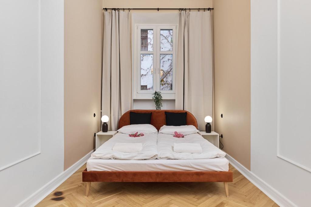 The Market Square Siedmiu Elektorów Apartment by Noclegi Renters photo 2