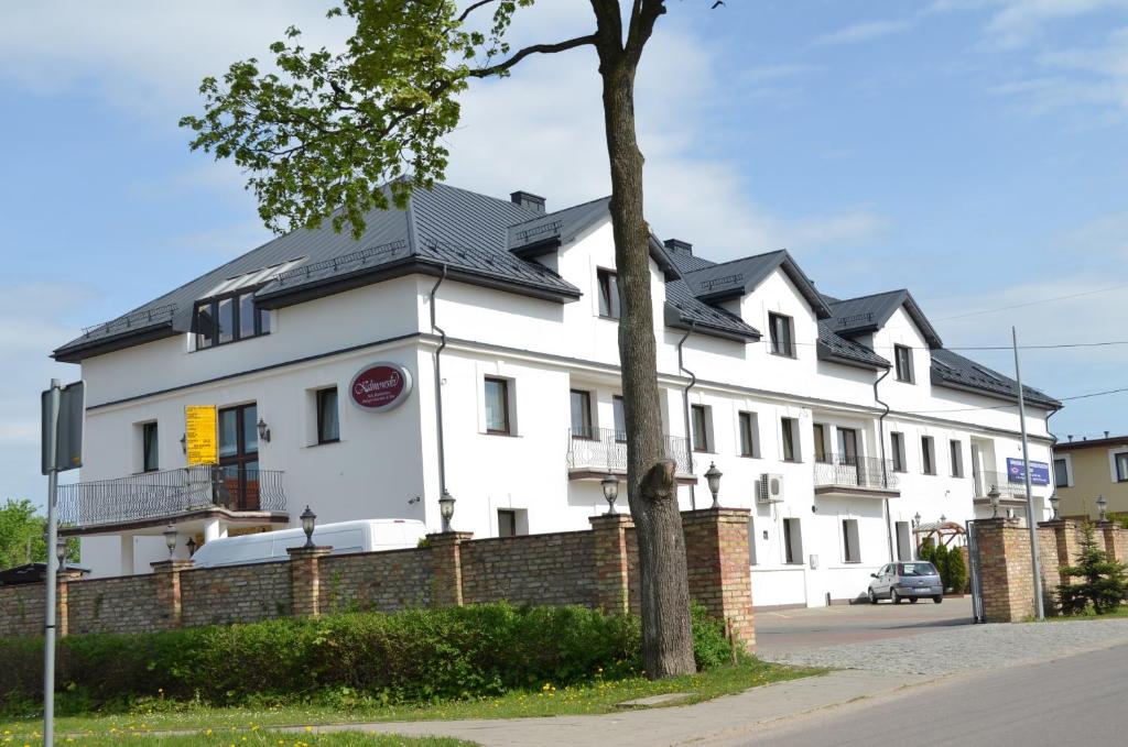 Sala Bankietowa i Pokoje Gościnne — photo 1