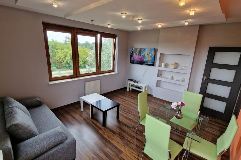 Rodzinny apartament dla sześciu osób z parkingiem prywatnym — photo 1