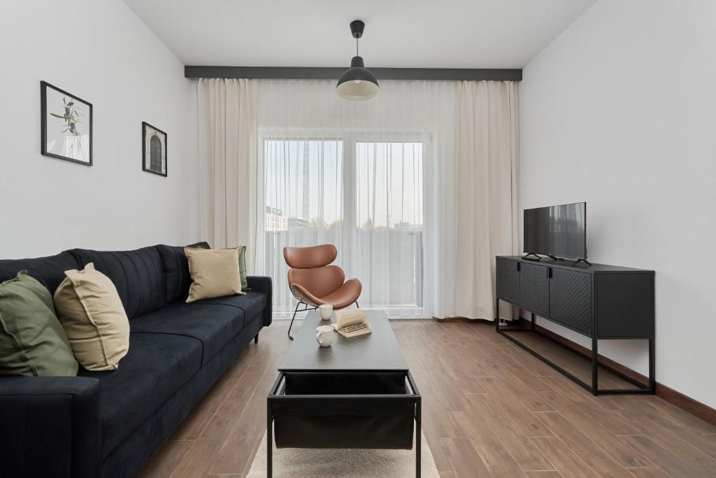 Rent like home - Spacious Studio with Balcony Słonimskiego 2 photo 2