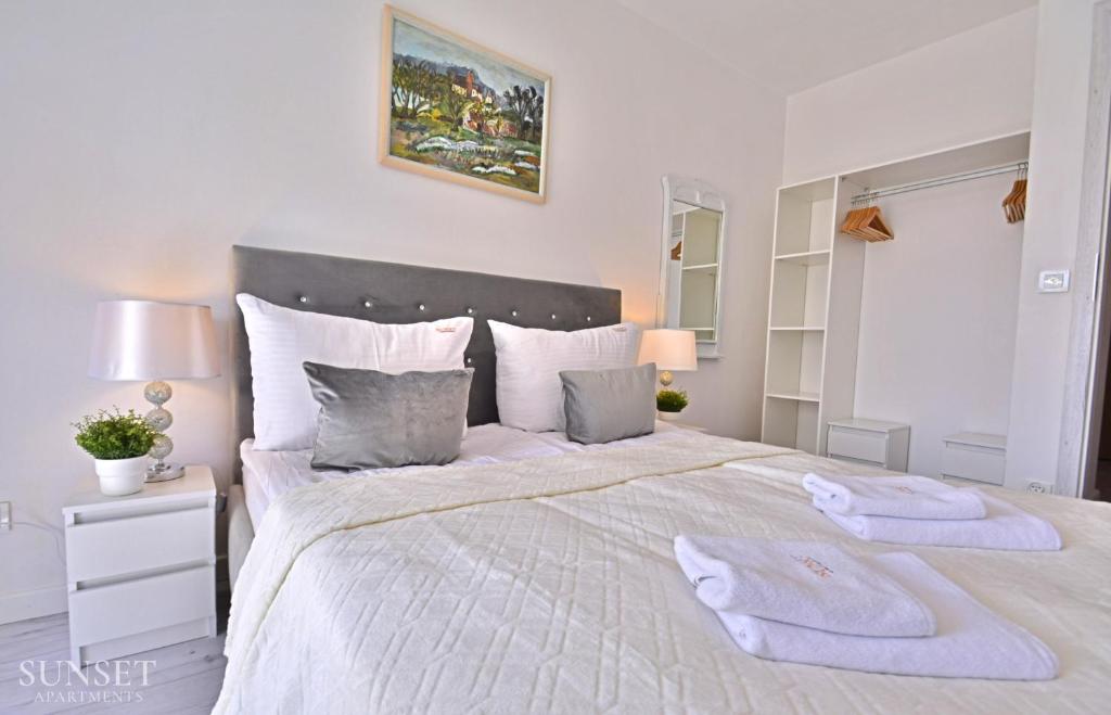 Sunset Apartments - Sun Towers - przestronny apartament z prywatnym parkingiem — photo 1