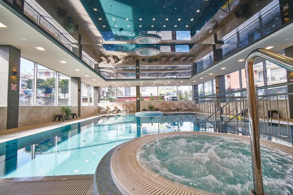 SZAFIROWE APARTAMENTY 3 kryty basen i sauna RESORT KLIFOWA — photo 1