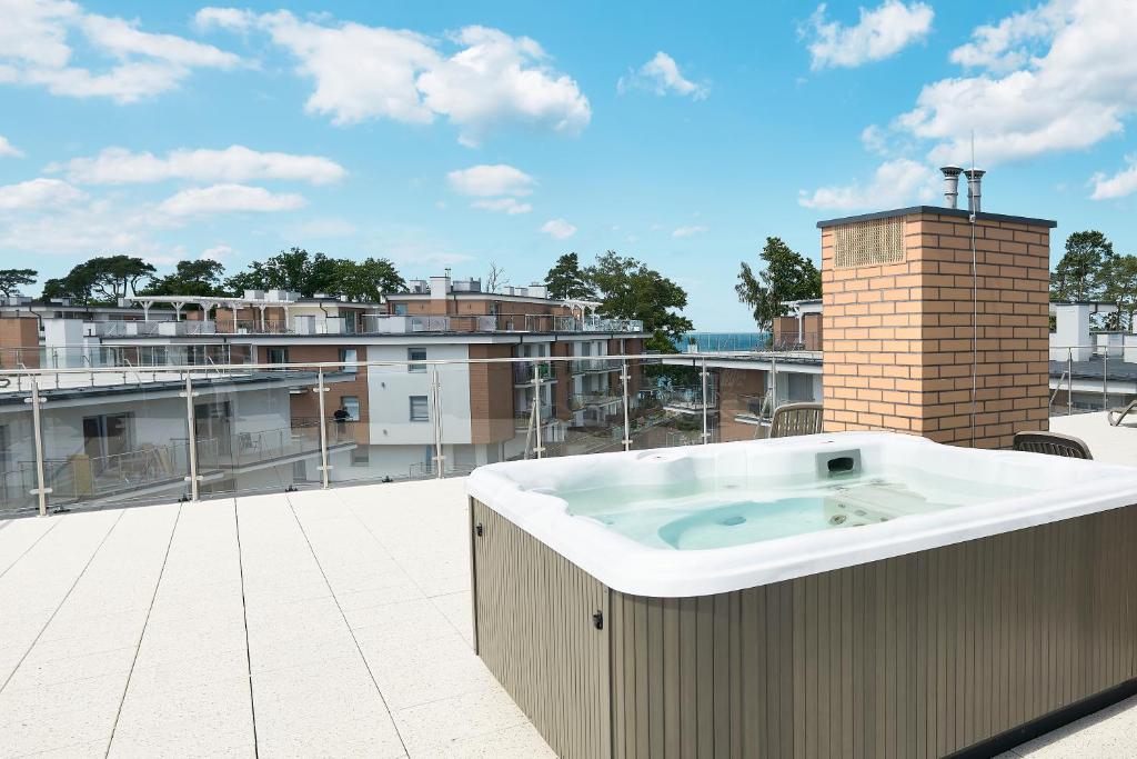 SZAFIROWE APARTAMENTY 3 kryty basen i sauna RESORT KLIFOWA photo 2