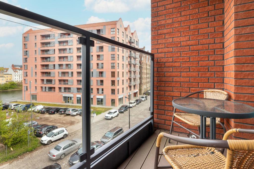 Sky Blue Apartment Chmielna near Old Town in Gdańsk by Noclegi Renters photo 3