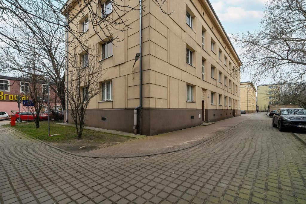 Studio in the Centre of Poznań with Balcony by Noclegi Renters photo 2