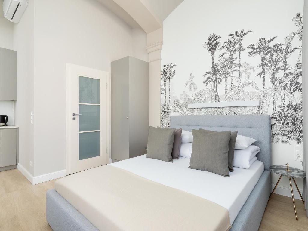 Apartment - Main Square photo 2