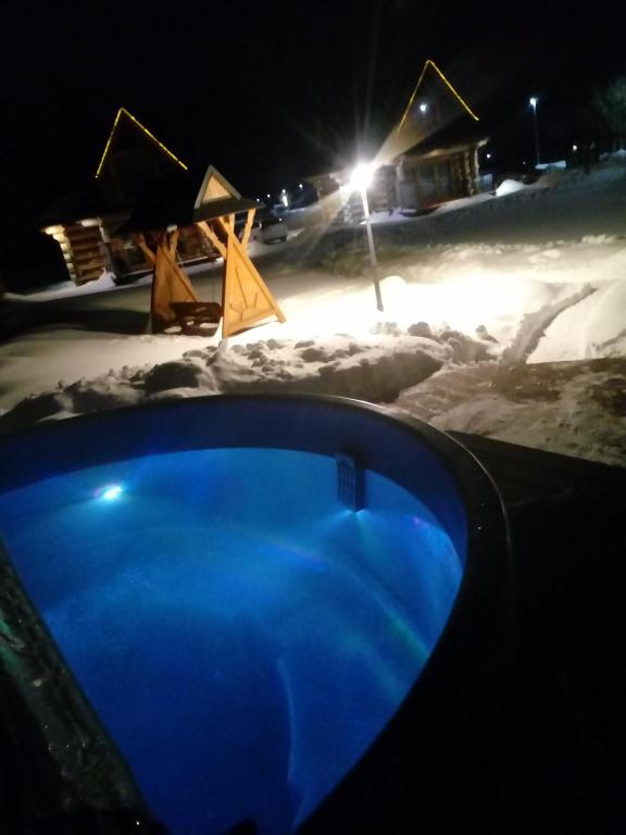 DOMKI TATRY z jacuzzi i sauną w cenie - spokojna okolica - świetna dla rodzin z dziećmi lub grupy znajomych! photo 3