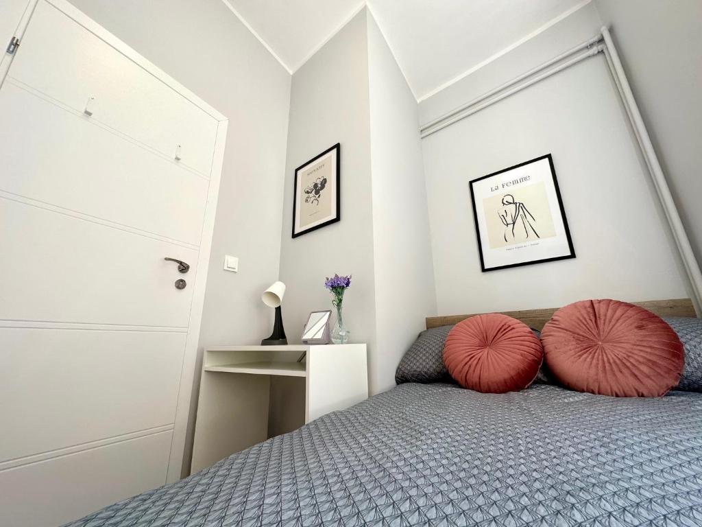 MMRent Simplicity Room photo 2