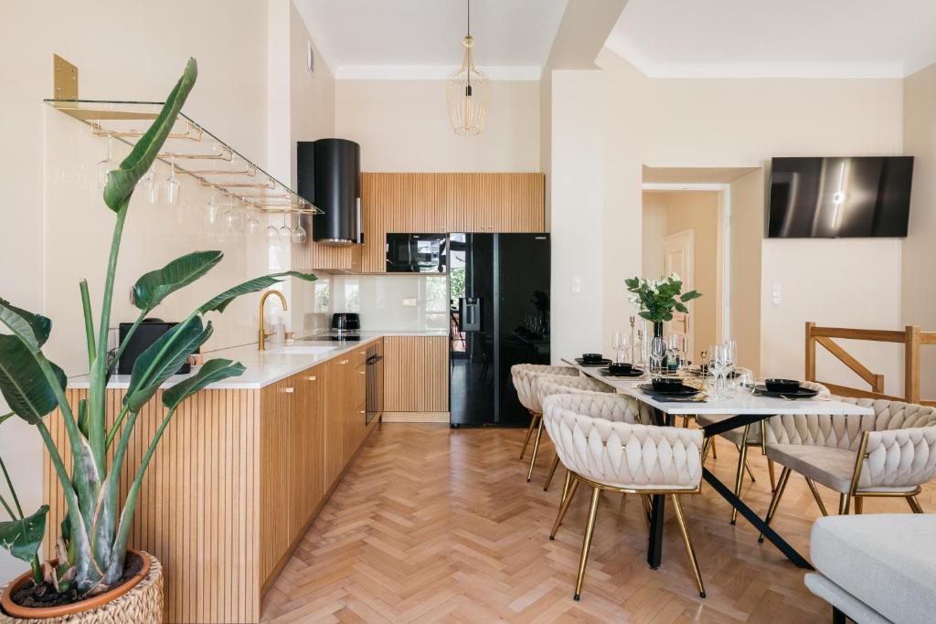 Old Town Oasis - bespoke apartments photo 3