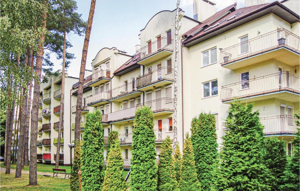 Awesome Apartment In Miedzyzdroje — photo 1