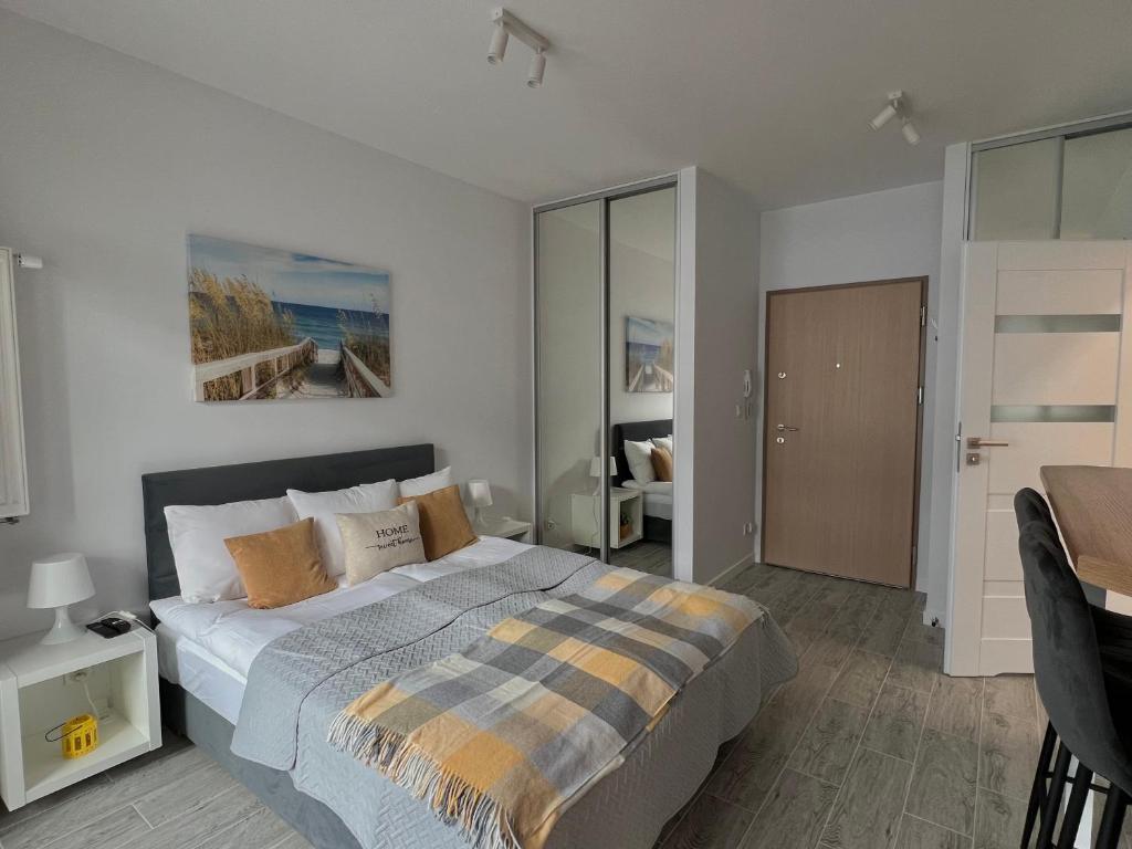 Studio Apartment Honey by Galeria Północna — photo 1