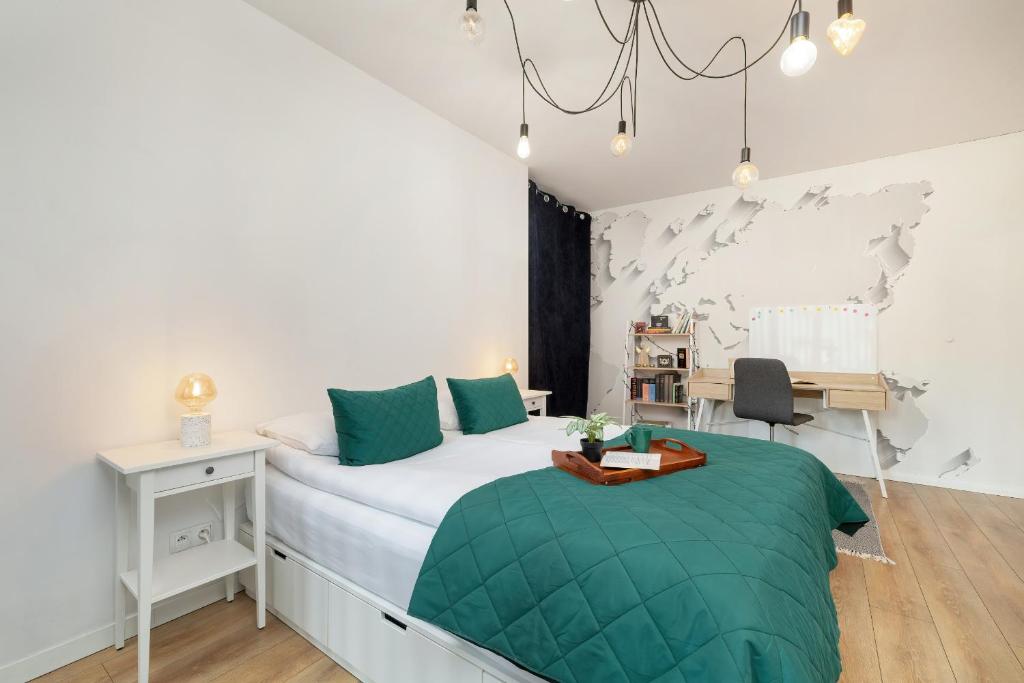 Solna Cracow Air-conditioned Apartment with Balcony by Noclegi Renters photo 2