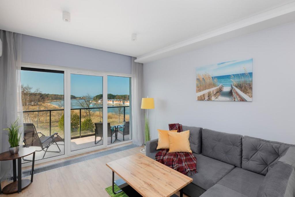 Wellness & SPA Resort Dziwnów Riverfront Apartments with Parking by Noclegi Renters photo 2