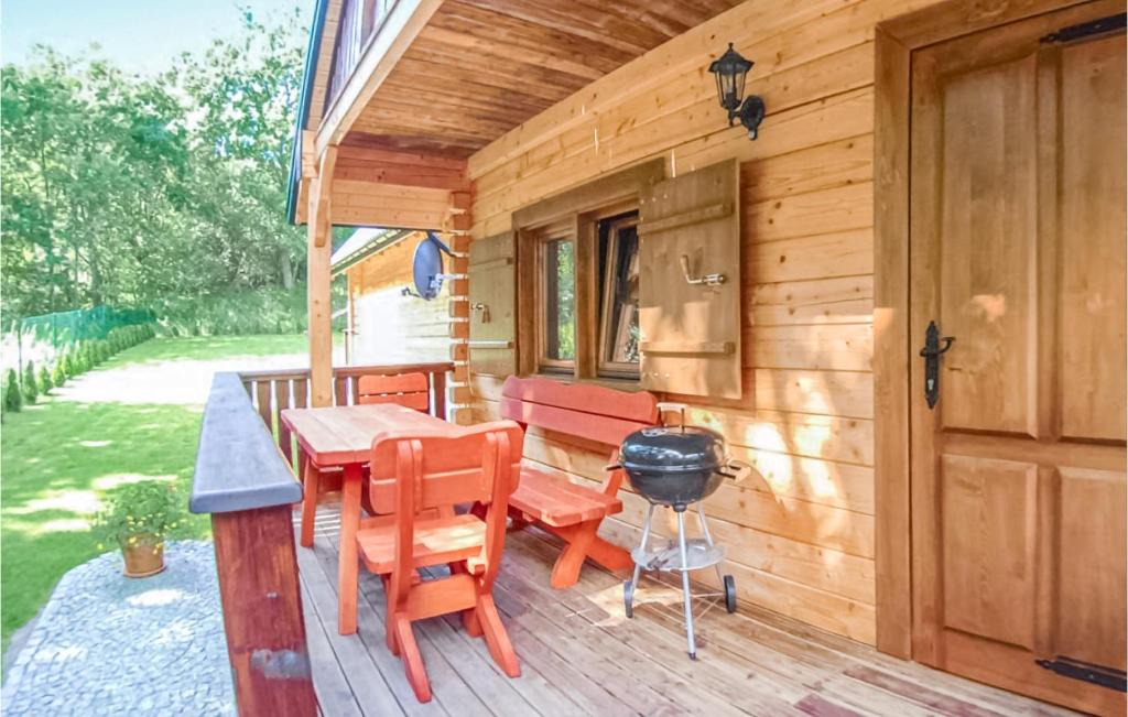 Gorgeous Home In Jaroslawiec With Wifi photo 2