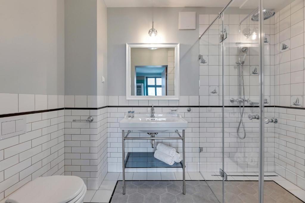 Historical Townhouse by Blue Mandarin photo 3