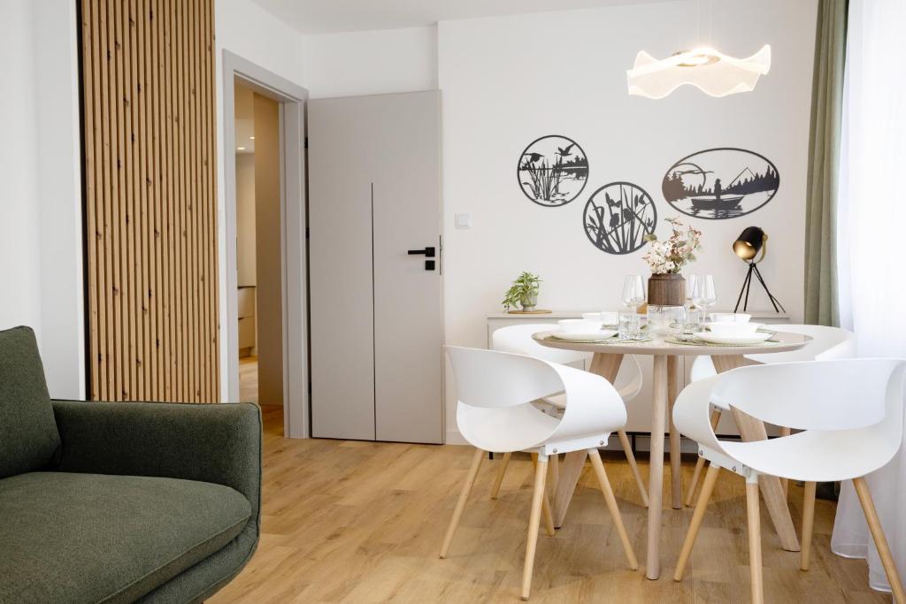 The Ground Floor - Apartament Centrum Augustów photo 2