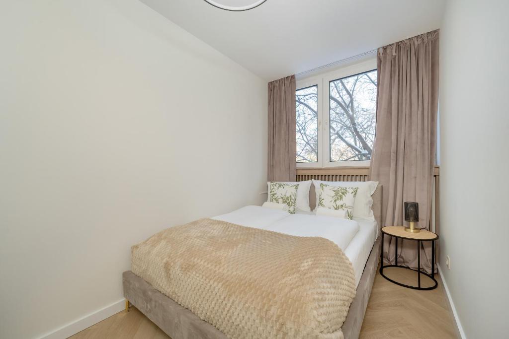 Zielińskiego Atmospheric Apartment Wrocław by Noclegi Renters photo 3