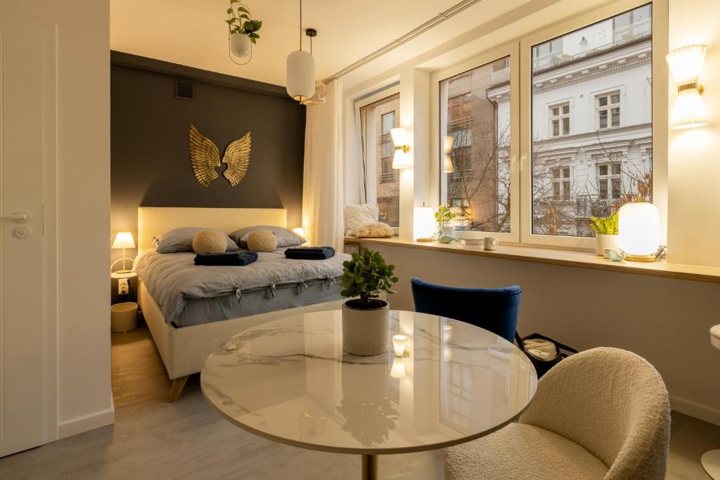 Romantic Studio Hoża Downtown photo 2