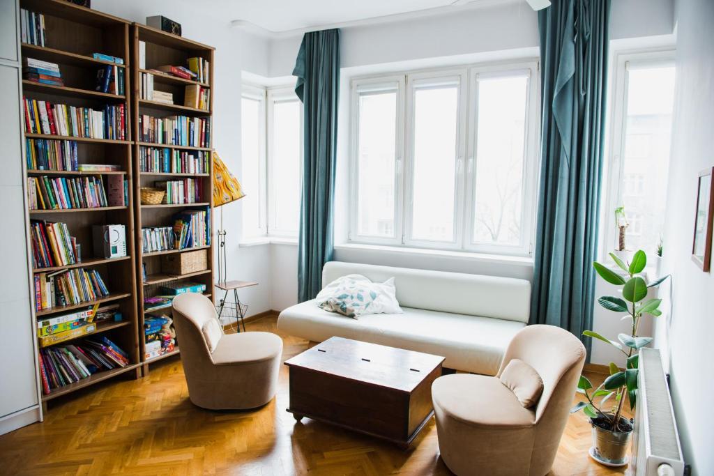 Tenement Apartment 90m2 City Center — photo 1