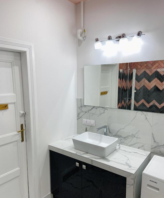 Tenement Apartment 90m2 City Center photo 3