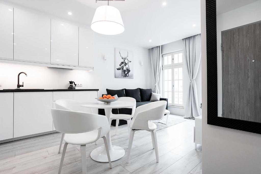 VIU White Moon Apartment photo 3