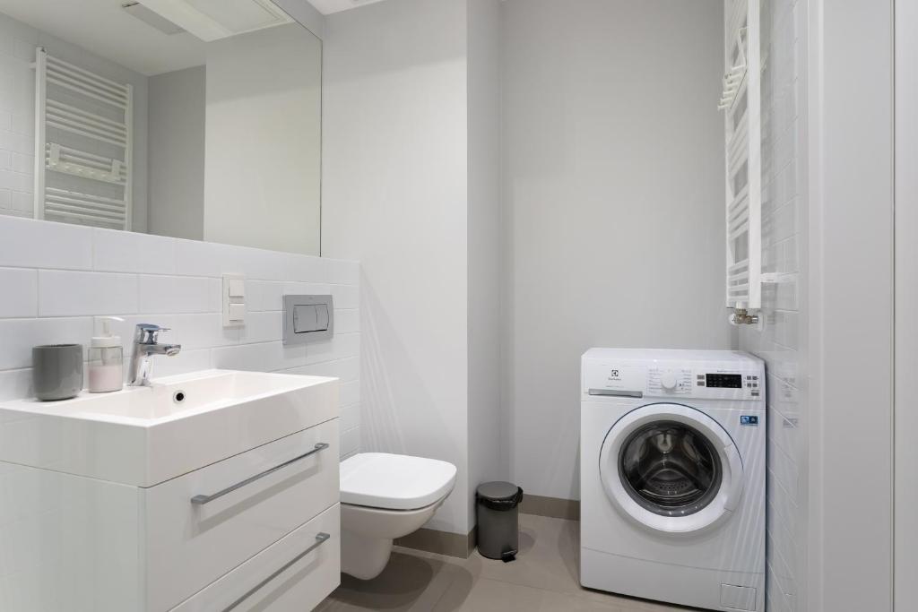 Symphony Baltica Towers Apartamenty by INA photo 3