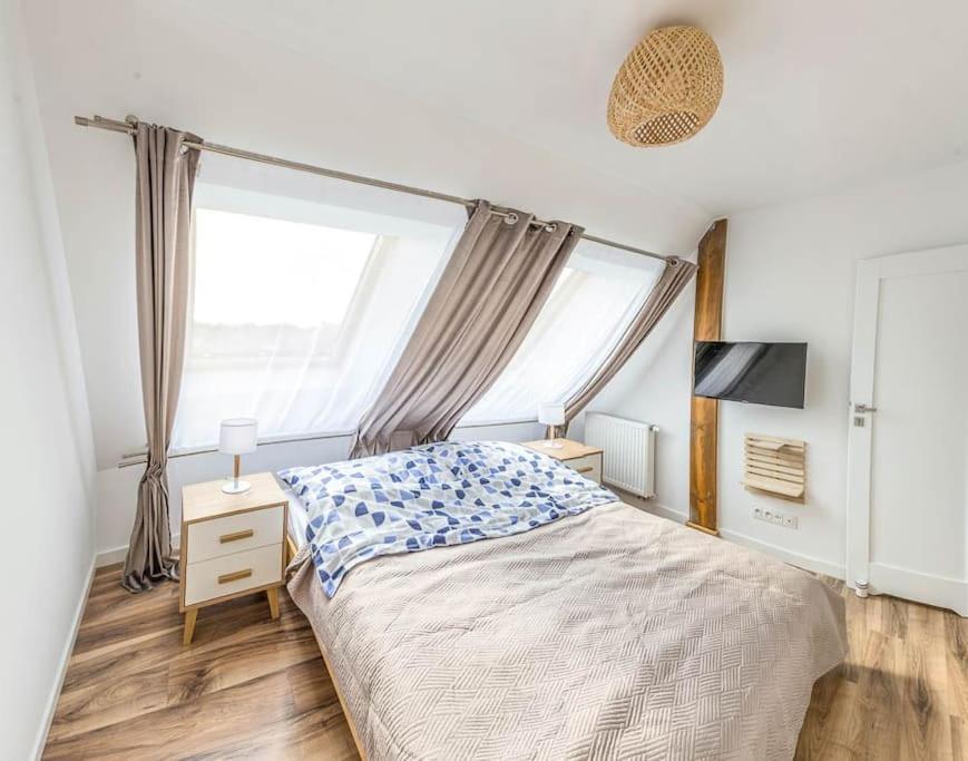 ewa apartment photo 2