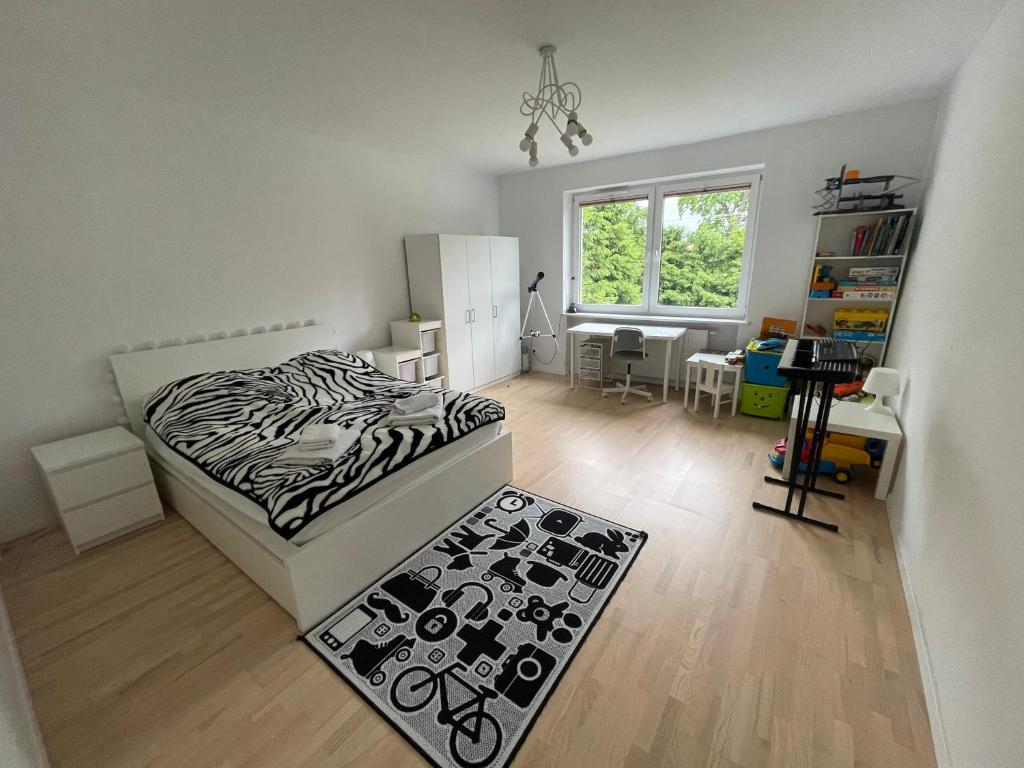 White House Izabelin Family SPA House near Warsaw photo 2