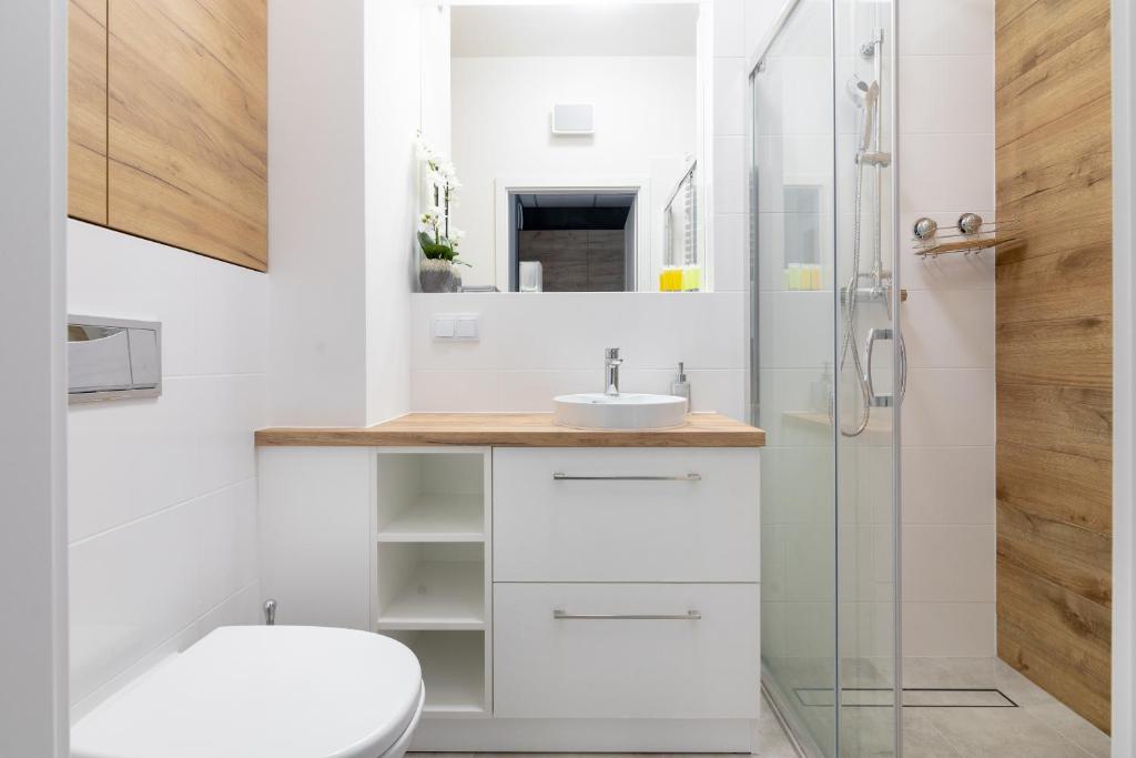 Wola Chic Silver Studio by BookingHost photo 3
