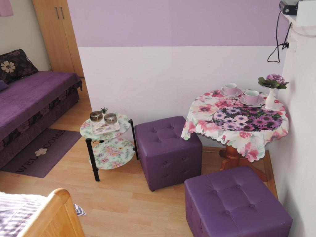 Holiday Home in Dziwnówek near the Beach — photo 1