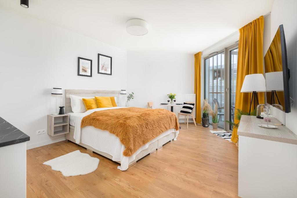 Sunny Coast Studio with SPA in Pobierowo by Noclegi Renters — photo 1